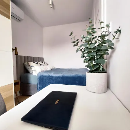 Mogilska 120d By Homeprime Appartamento