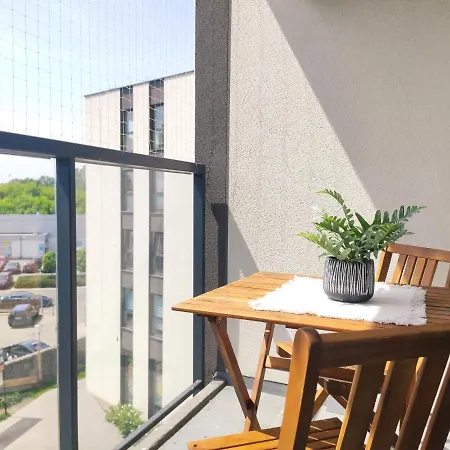 Mogilska 120d By Homeprime Apartament