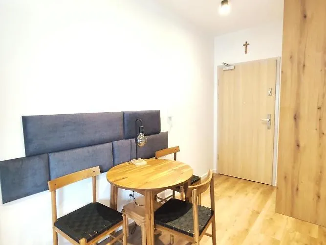 Mogilska 120d By Homeprime Apartman